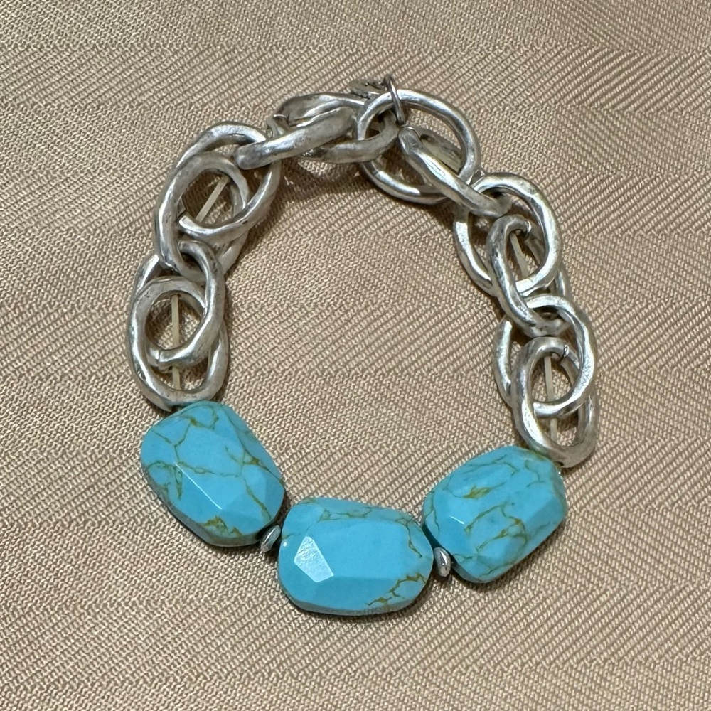 The Sak Silver and Turquoise Fashion Beaded Stretch Bracelet